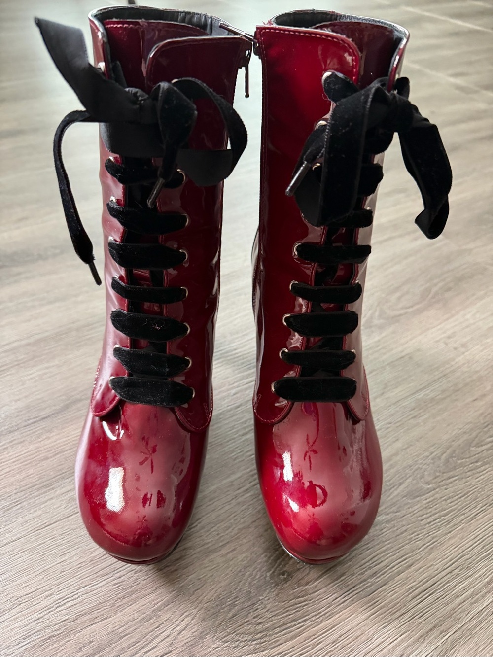 Queen Victoria Boots by John Fluevog size 9 - Picture 3 of 6